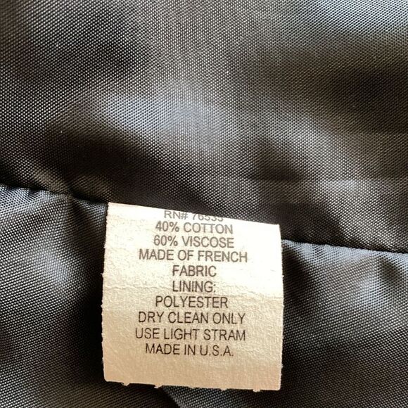 Renee DuMarr Women’s Floral Embroidered Fitted Blazer w/Animal Print Collar. - Picture 10 of 10